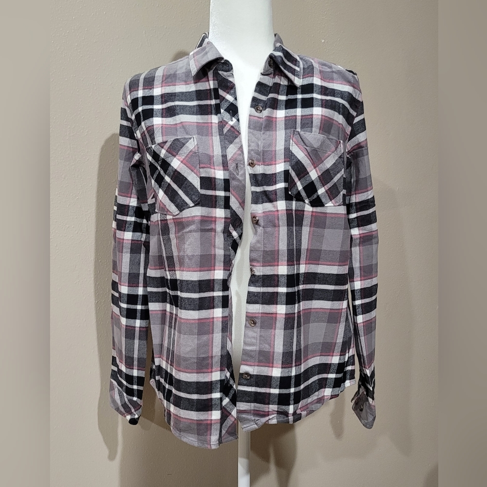 womens natural reflections pink white grey black plaid button long sleeve shirt